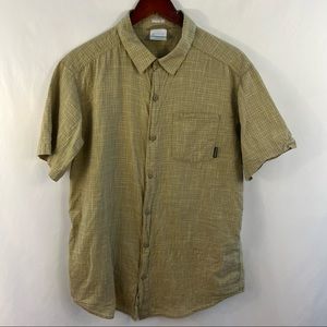 Columbia Shirt Short Sleeve Button Down Mens Sz M Medium Tan Collar Regular Fit